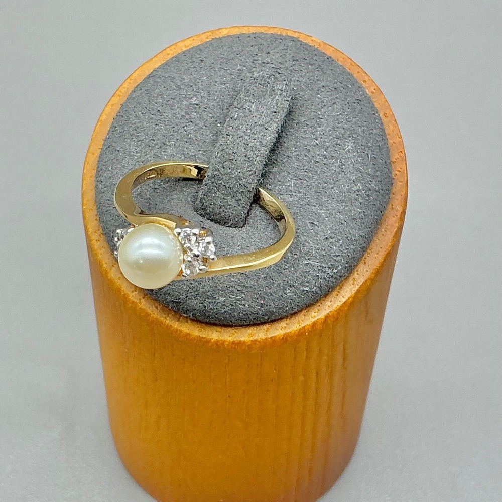Ring‎ Women Gold Tone Faux Pearl Accent Bypass Band Fashion Jewelry Size 9